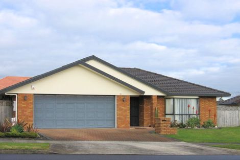 Photo of property in 104 Westerham Drive, Dannemora, Auckland, 2016