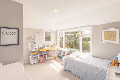 Photo of property in 40 Celia Street, Redcliffs, Christchurch, 8081