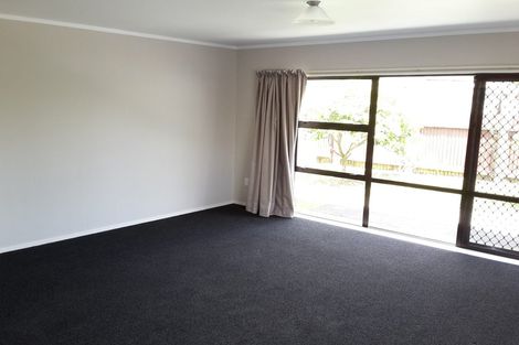Photo of property in 2/974 Bank Street, Te Awamutu, 3800