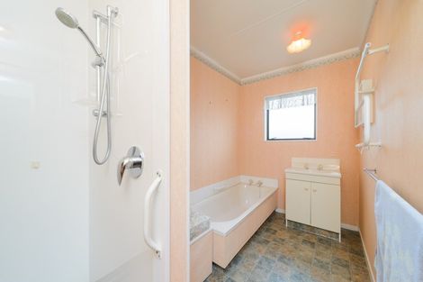 Photo of property in 38a Monckton Street, Feilding, 4702