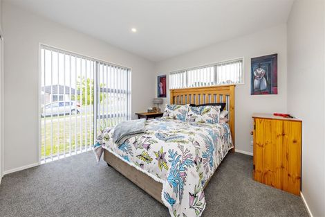 Photo of property in 2 Muirhill Place, Pokeno, 2402