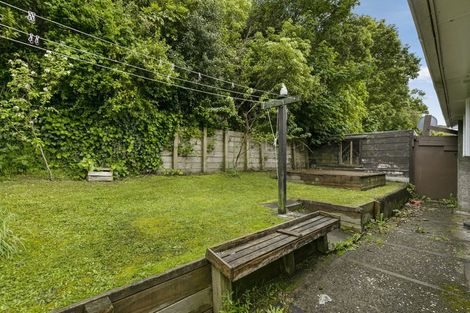 Photo of property in 20 Sunny Grove, Wainuiomata, Lower Hutt, 5014