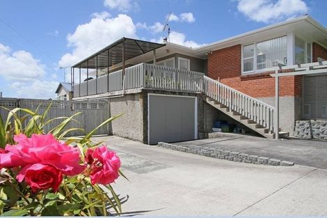 Photo of property in 151 Tirimoana Road, Te Atatu South, Auckland, 0602