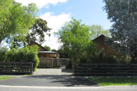 Photo of property in 33 Buckleys Road, Rangiora, 7400