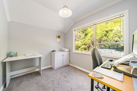 Photo of property in 77 Sunbrae Drive, Silverstream, Upper Hutt, 5019