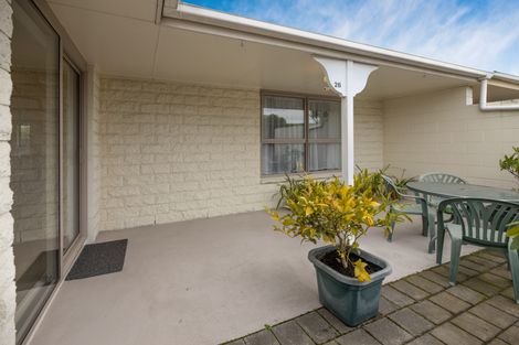 Photo of property in 2/2a Chilcombe Street, Ilam, Christchurch, 8041