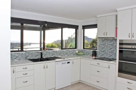 Photo of property in 3 Pine Grove, Tairua, 3508