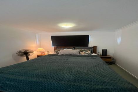 Photo of property in 6 Hume Drive, Hillcrest, Auckland, 0627