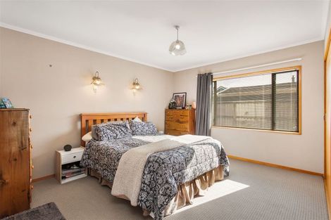 Photo of property in 8 Grants Road, Papanui, Christchurch, 8053