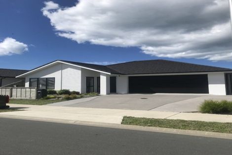 Photo of property in 14 Kuru Place, Papamoa, 3118