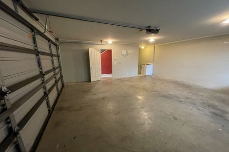 Photo of property in 5b Bishops Glen, Tawa, Wellington, 5028