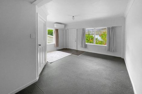 Photo of property in 15a Onslow Road, Khandallah, Wellington, 6035