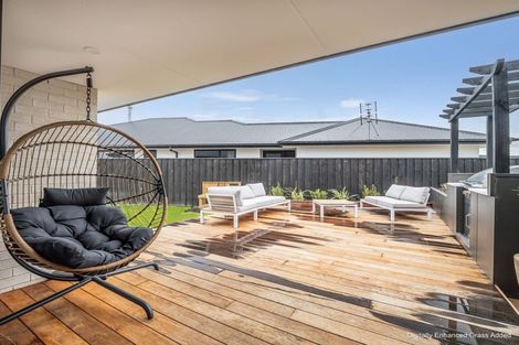 Photo of property in 13 Stackwood Avenue, Woodend, 7610