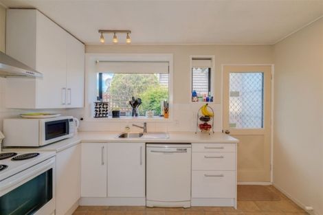 Photo of property in 1/208 Grimseys Road, Redwood, Christchurch, 8051