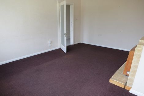 Photo of property in 12 Edge Hill, Mount Victoria, Wellington, 6011