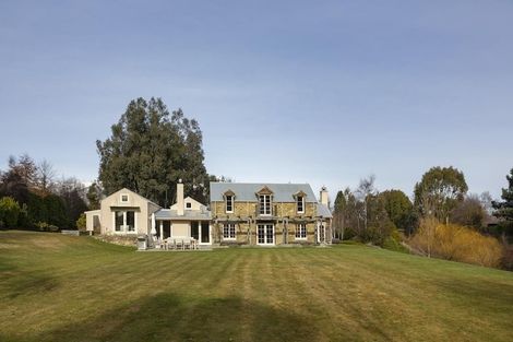 Photo of property in 25 Mooney Road, Speargrass Flat, Queenstown, 9371