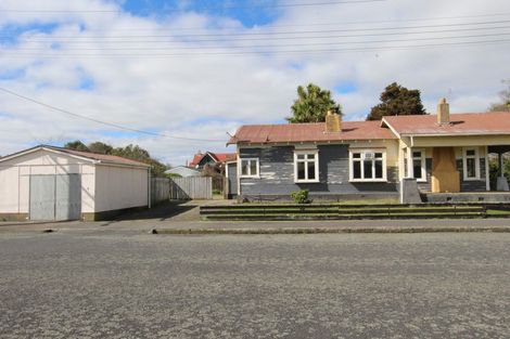 Photo of property in 10 Tararua Street, Pahiatua, 4910