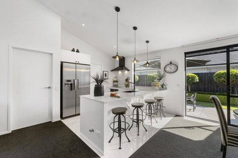 Photo of property in 30 Hiria Crescent, Papamoa Beach, Papamoa, 3118