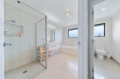 Photo of property in 7 Old Lexie Way, Pokeno, 2471