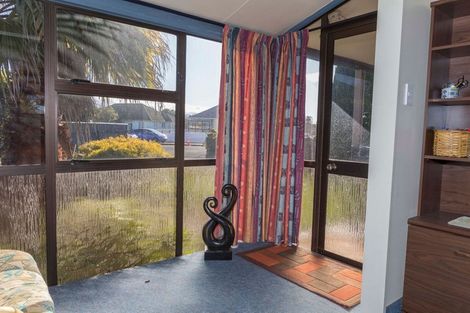 Photo of property in 17 Victor Street, Dannevirke, 4930