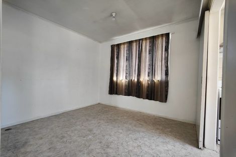 Photo of property in 50 Portman Road, Mount Wellington, Auckland, 1060