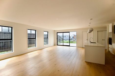 Photo of property in 8 Croatia Avenue, Huapai, Kumeu, 0810