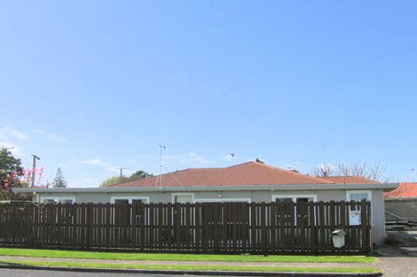 Photo of property in 3/1 Taupo Avenue, Mount Maunganui, 3116