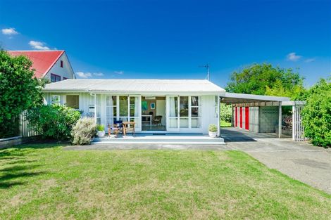 Photo of property in 92 Manly Street, Paraparaumu Beach, Paraparaumu, 5032
