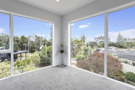 Photo of property in 63 First View Avenue, Beachlands, Auckland, 2018