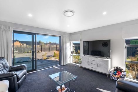 Photo of property in 21 Goldie Drive, Rangiora, 7400