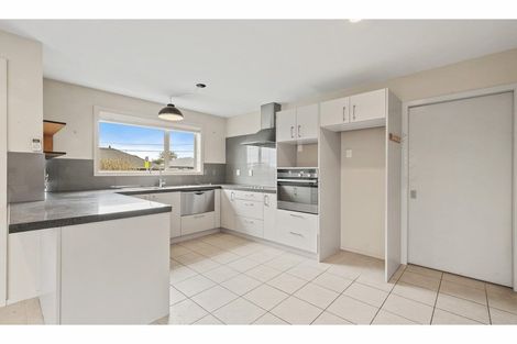 Photo of property in 29 Saltaire Street, North New Brighton, Christchurch, 8083