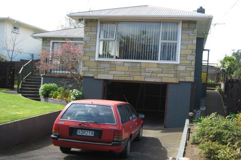 Photo of property in 6 Barry Lane, Ferndale, New Plymouth, 4310