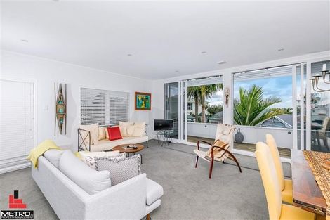 Photo of property in 56 Hackett Street, Saint Marys Bay, Auckland, 1011