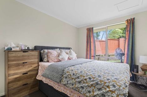Photo of property in 1/322 West Coast Road, Glen Eden, Auckland, 0602