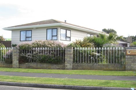 Photo of property in 12 Sheffield Place, Springvale, Whanganui, 4501