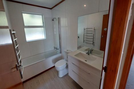 Photo of property in 6a Meldrum Place, Bishopdale, Christchurch, 8051