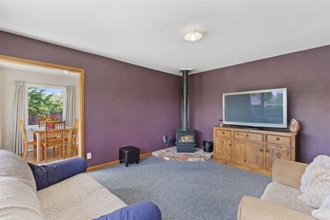 Photo of property in 6 Geelong Place, Burnside, Christchurch, 8053