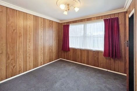 Photo of property in 12 Sutherland Crescent, Westbrook, Palmerston North, 4412
