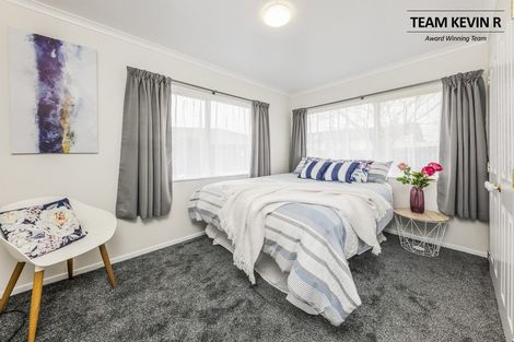 Photo of property in 5 Reyland Close, Weymouth, Auckland, 2103