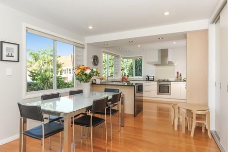 Photo of property in 285a Titirangi Road, Titirangi, Auckland, 0604