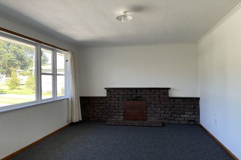 Photo of property in 15 Cliff View Drive, Green Bay, Auckland, 0604