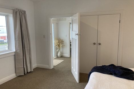 Photo of property in 208 Rongotai Road, Rongotai, Wellington, 6022