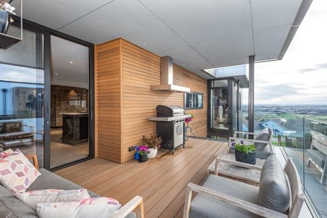 Photo of property in 130 Penruddock Rise, Westmorland, Christchurch, 8025