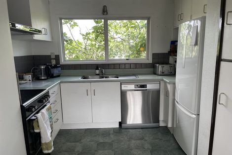 Photo of property in 14 Eruini Street, Waikanae Beach, Waikanae, 5036
