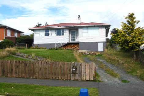 Photo of property in 325 Brockville Road, Brockville, Dunedin, 9011