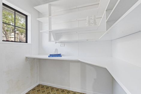 Photo of property in 10 Ainslee Street, Highlands Park, New Plymouth, 4312