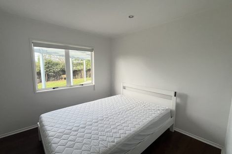 Photo of property in 25 Fearnley Grove, Albany, Auckland, 0632