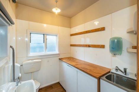 Photo of property in 10 Wairakei Road, Strowan, Christchurch, 8052