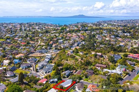 Photo of property in 23 Malters Place, Browns Bay, Auckland, 0630