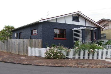 Photo of property in 19 West View Road, Westmere, Auckland, 1022